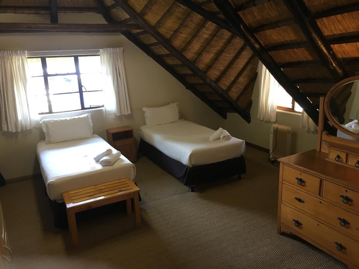 Dragon Peaks Mountain Resort Champagne Valley المظهر الخارجي الصورة